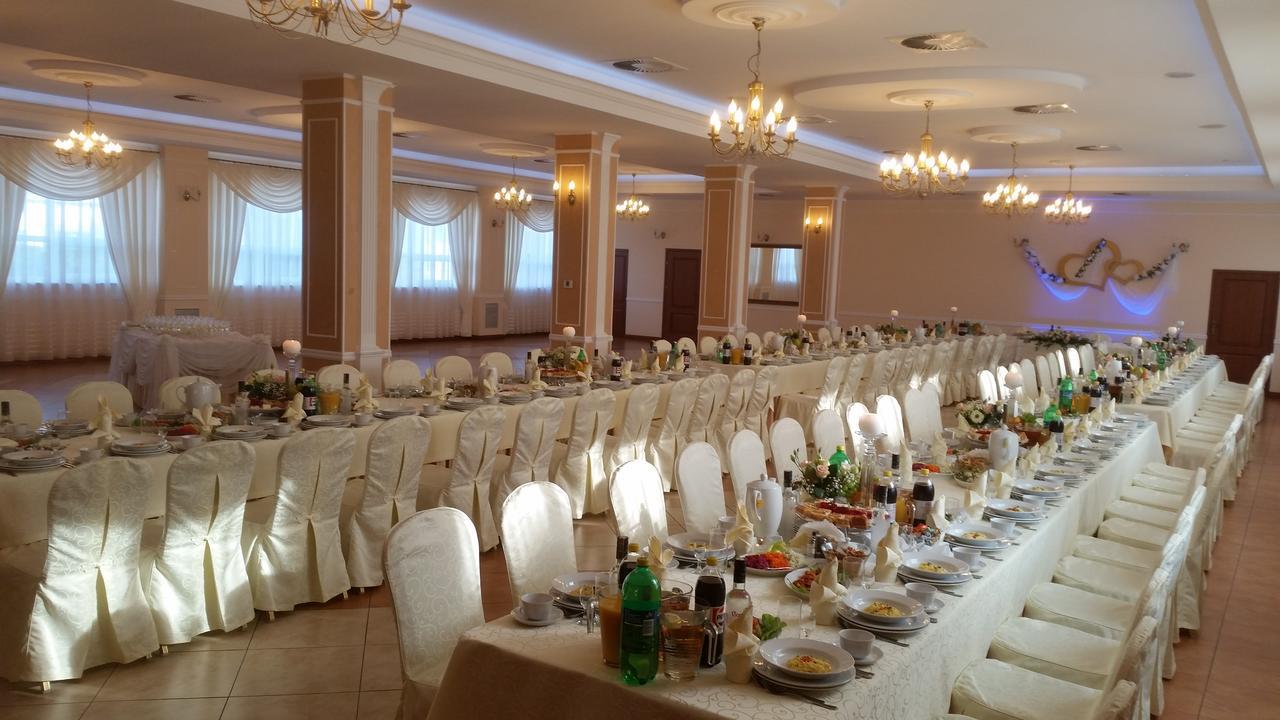 Hotel Gosciniec Wloclawek Exterior photo
